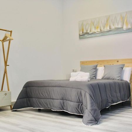 Nuevo Estudio Divina Pastora N-4 Малага Экстерьер фото